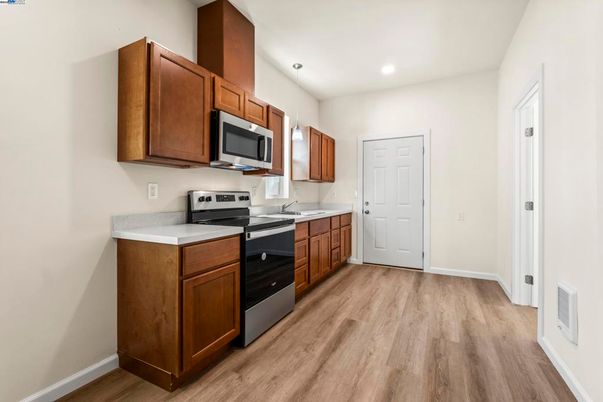 Interior, Kitchen, Recessed Lighting, Wood Texture Flooring
