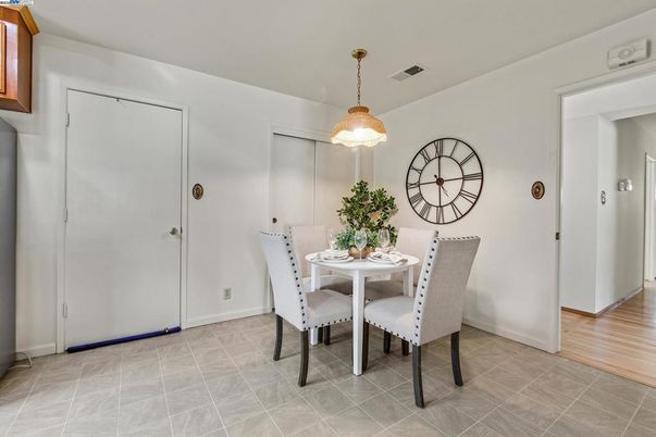 Dining room, Interior, Pendant Lights