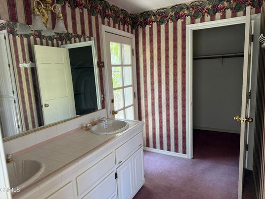 Bathroom, Dual Sink Vanities, Interior, Tile Countertops