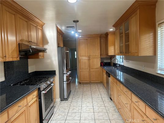 Interior, Kitchen, Marble, Recessed Lighting