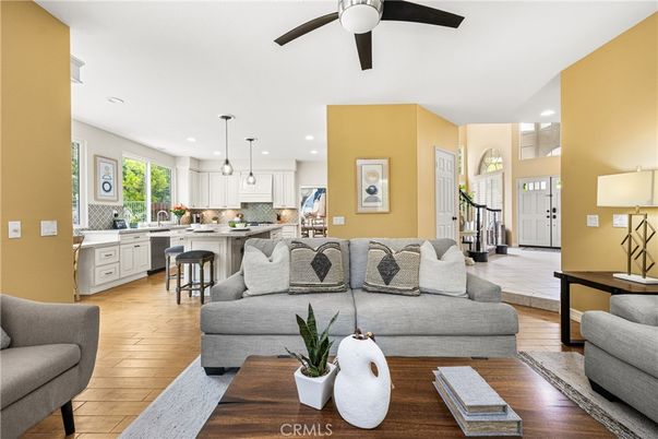 Interior, Kitchen, Living room, Pendant Lights, Recessed Lighting, Wood Texture Flooring