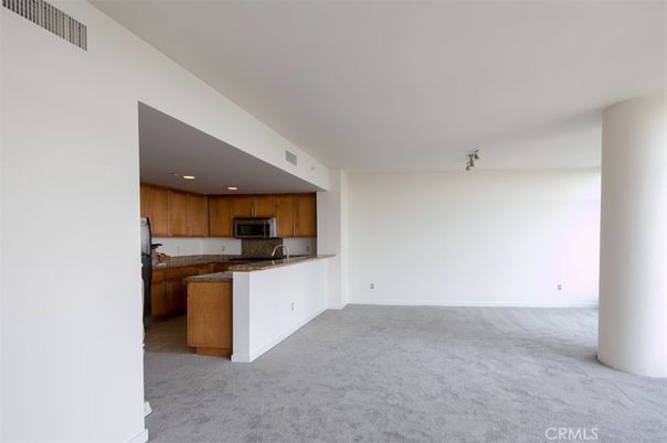 Empty room, Interior, Kitchen, Recessed Lighting