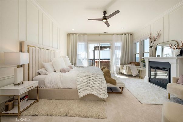 Bedroom, Fireplace, Interior, Recessed Lighting