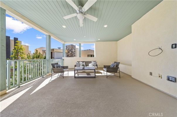 Exterior, Recessed Lighting