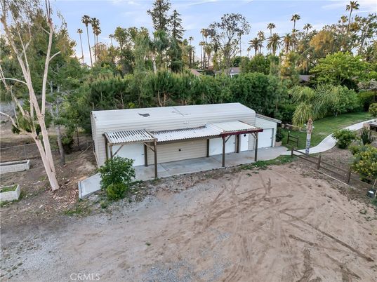 Backyard, Detached Garage, Exterior