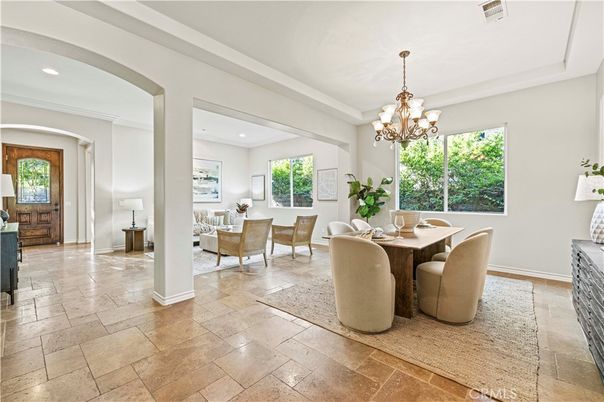 Chandelier, Dining room, Interior, Living room, Recessed Lighting