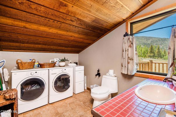 Interior, Washer, Wooden Ceilings