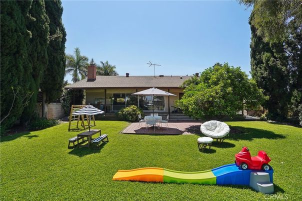 Backyard, Exterior, Playground
