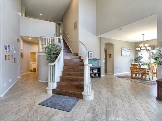 Chandelier, Dining room, Fireplace, Interior, Recessed Lighting, Wood Texture Flooring