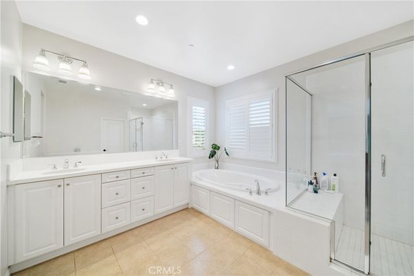Bathroom, Dual Sink Vanities, Glass Shower, Interior, Recessed Lighting