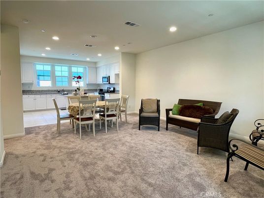 Dining room, Interior, Kitchen, Recessed Lighting