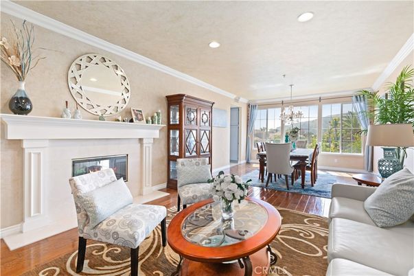 Chandelier, Dining room, Fireplace, Interior, Recessed Lighting, Wood Texture Flooring