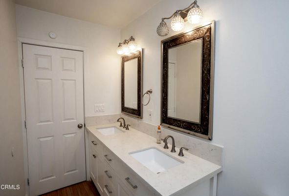 Bathroom, Dual Sink Vanities, Interior, Wood Texture Flooring