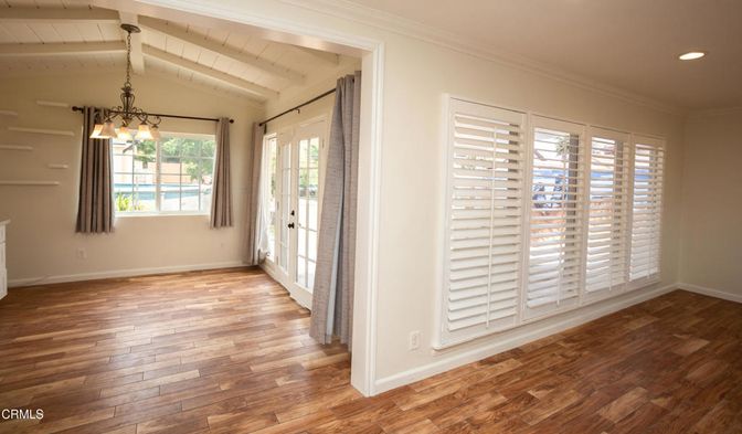 Empty room, Interior, Pendant Lights, Recessed Lighting, Wood Texture Flooring