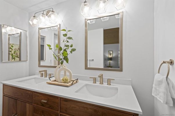 Bathroom, Dual Sink Vanities, Interior