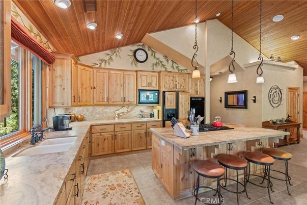 Interior, Kitchen, Pendant Lights, Recessed Lighting, Wooden Ceilings
