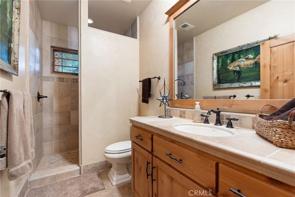 Bathroom, Interior, Tile Countertops