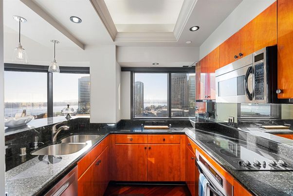 Interior, Kitchen, Pendant Lights, Recessed Lighting, Water