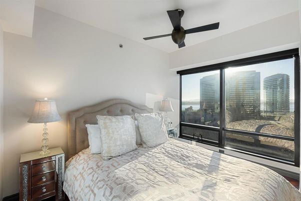 Bedroom, Interior, Water