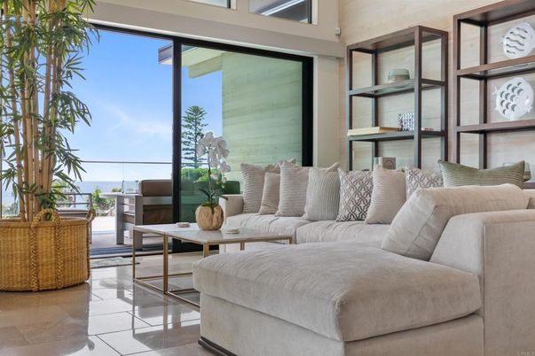 Interior, Living room, Water