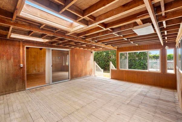 Empty room, Interior, Wooden Beams, Wooden Ceilings, Wood Texture Flooring, Wooden Walls