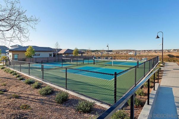 Exterior, Tennis Courts
