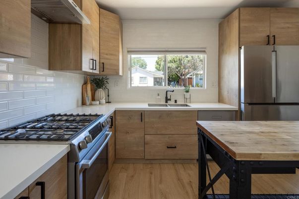 Interior, Kitchen, Stainless Steel Appliances, Wood Texture Flooring