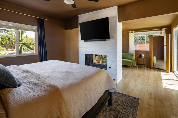 Bedroom, Fireplace, Interior, Wood Texture Flooring