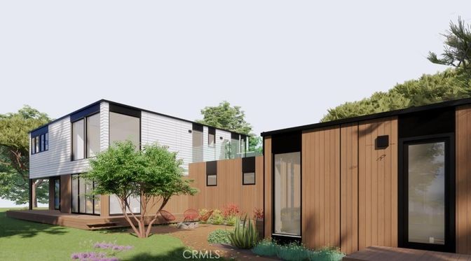 Backyard, Exterior, Facade, Modern
