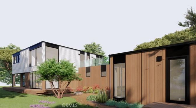 Backyard, Exterior, Facade, Modern