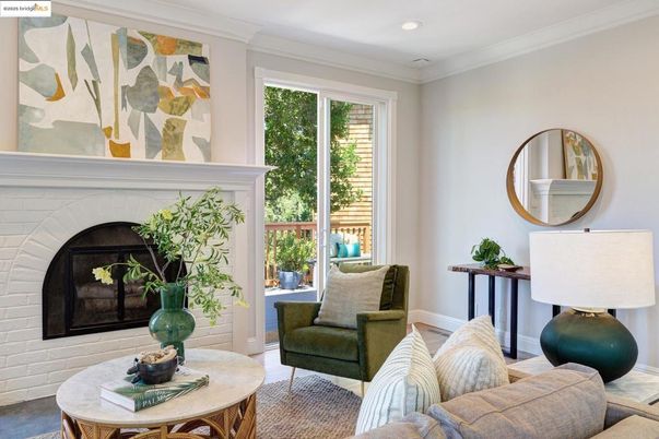 Fireplace, Interior, Living room, Recessed Lighting