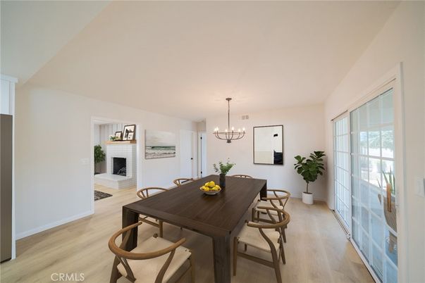 Chandelier, Dining room, Fireplace, Interior, Pendant Lights, Wood Texture Flooring