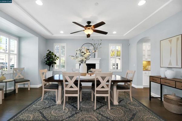 Dining room, Fireplace, Interior, Recessed Lighting