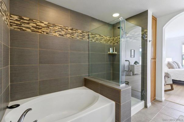 Bathroom, Bedroom, Glass Shower, Interior, Recessed Lighting