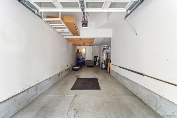 Garage, Interior
