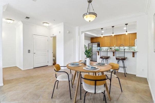 Dining room, Interior, Kitchen, Pendant Lights