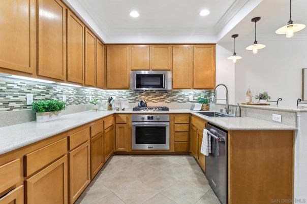 Interior, Kitchen, Pendant Lights, Recessed Lighting, Stainless Steel Appliances