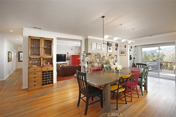 Dining room, Interior, Living room, Pendant Lights, Recessed Lighting, Wood Texture Flooring