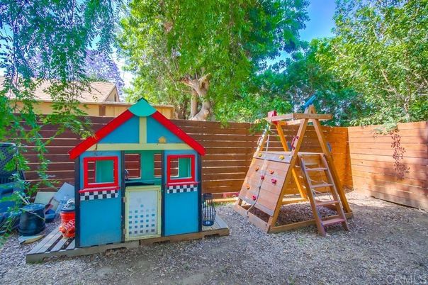 Backyard, Exterior, Playground