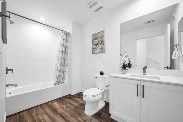 Bathroom, Interior, Recessed Lighting, Wood Texture Flooring