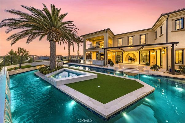 Exterior, Pool, Other