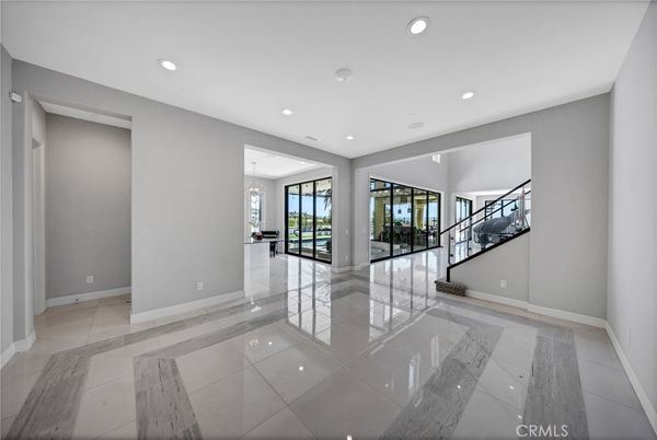 Empty room, Interior, Pendant Lights, Recessed Lighting