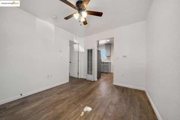 Empty room, Interior, Kitchen, Wood Texture Flooring