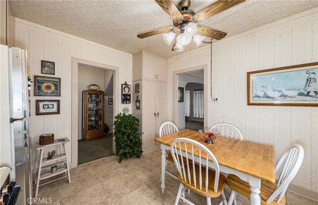 Dining room, Interior