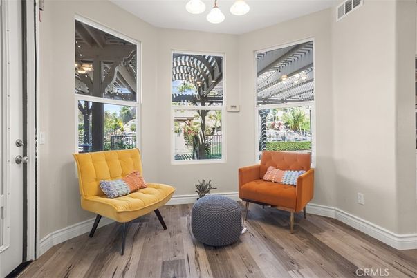 Interior, Pendant Lights, Wood Texture Flooring