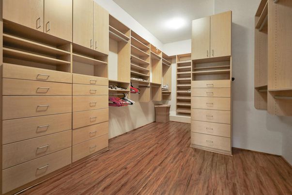 Interior, Recessed Lighting, Walk-in Closets, Wood Texture Flooring