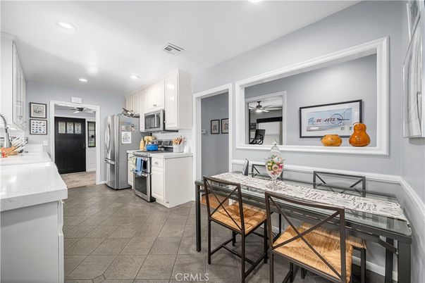 Dining room, Interior, Kitchen, Recessed Lighting