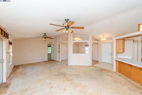 Chandelier, Empty room, Interior
