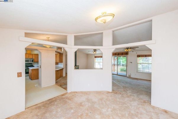Empty room, Interior, Kitchen