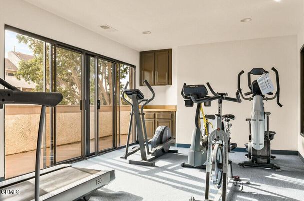 Fitness Equipment, Interior, Recessed Lighting